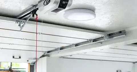 installateur porte de garage à Fougères - image 2